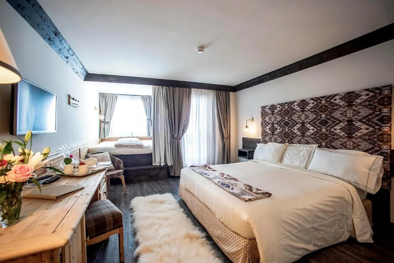 Hotel Grifone Arabba 4*,